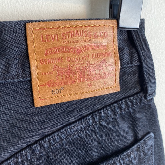 LEVIS 501 Mid Thigh High Rise Shorts Black - Picture 7 of 7